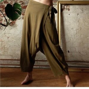 Fp Movement By Free People- NWT, size medium